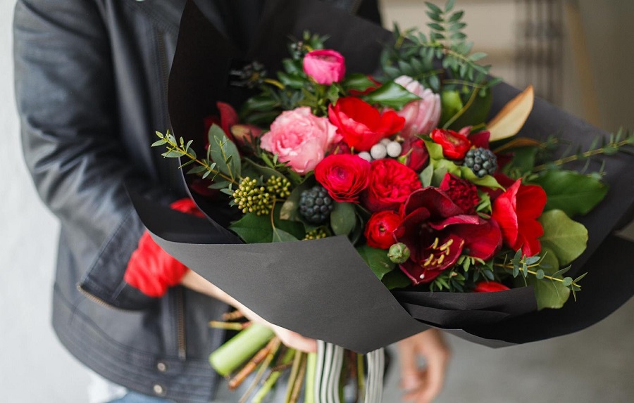 Flowers with delivery in New York: How to make a perfect surprise